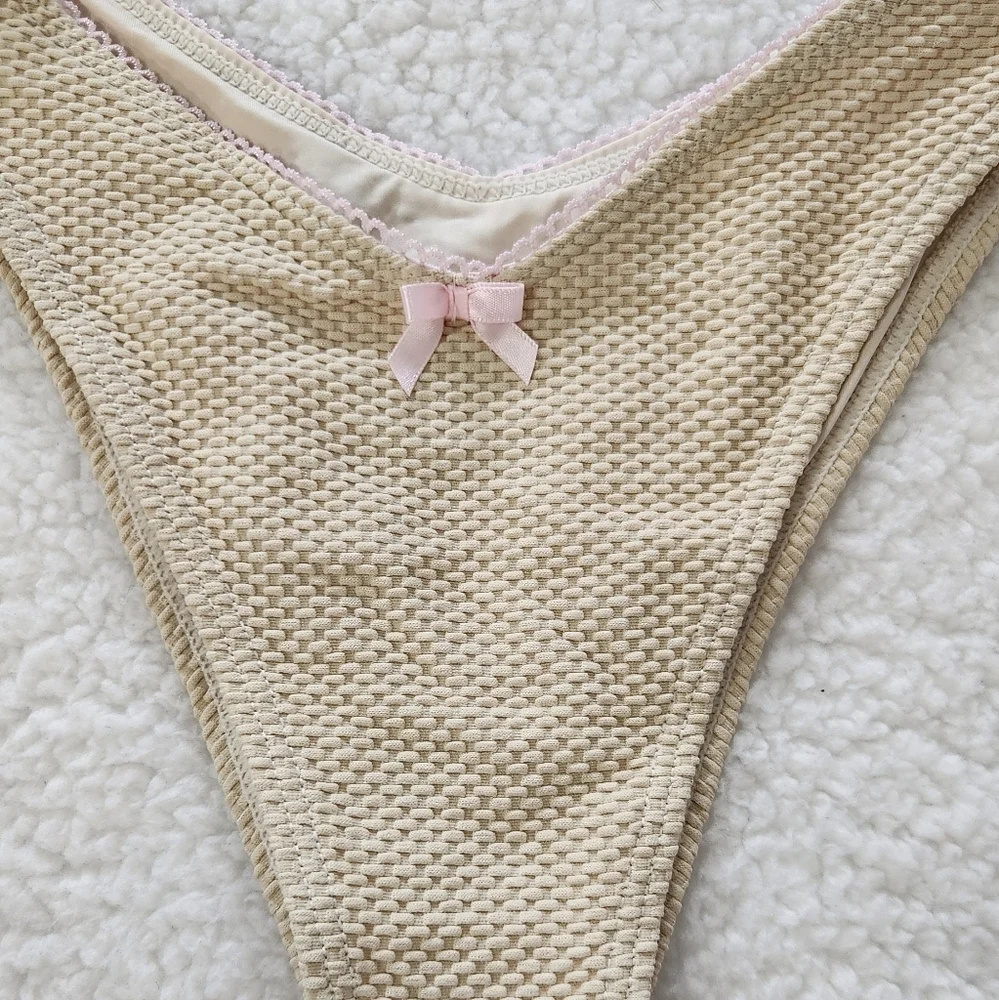 New!Frankie's Bikinis Enzo Thermal Bikini Bottom‎
